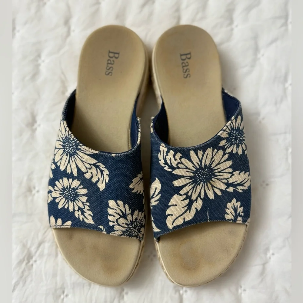 BASS Women’s Holiday Hawaiian Floral Blue Espadrille Slides Size 7M Vintage Y2K